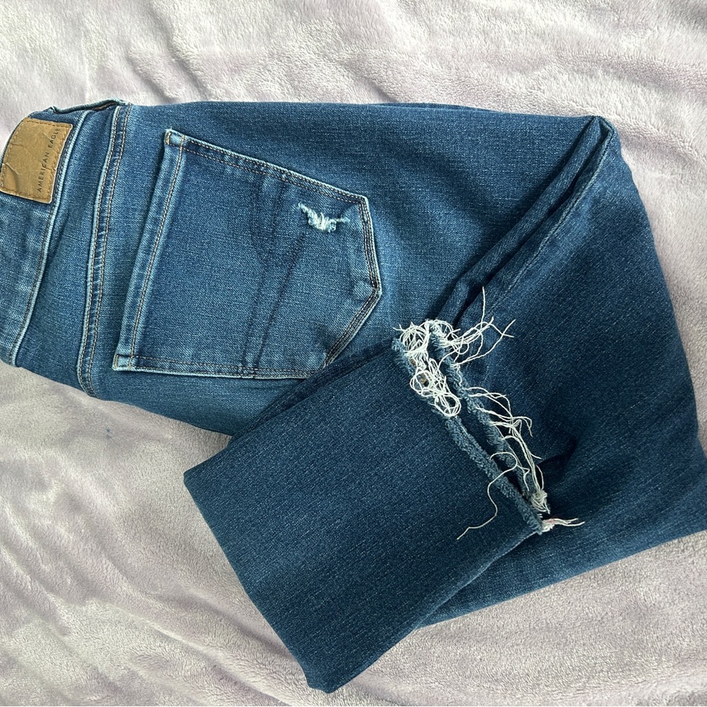 American Eagle Outfitters Hi-Rise Distressed Jeggings